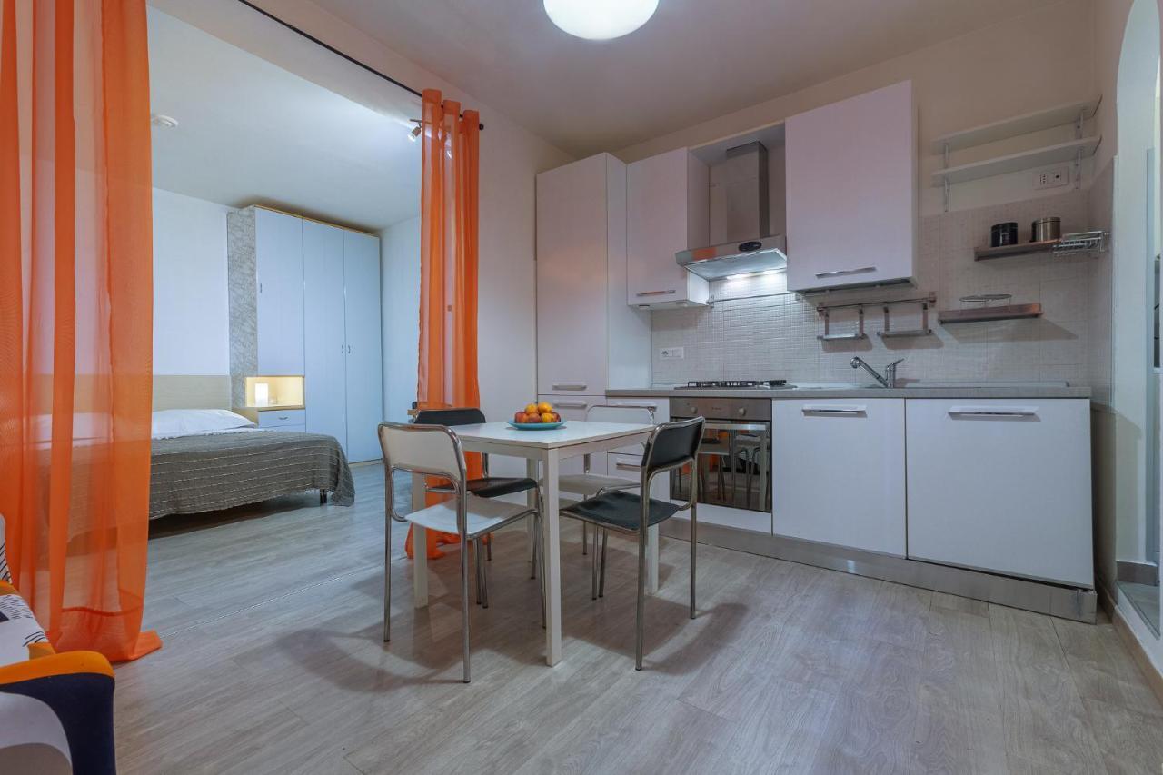 Mandala Central & Comfy Studio โบโลญญา ภายนอก รูปภาพ